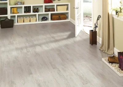 Luxury Vinly Gallery Trd Floor 01 400x284
